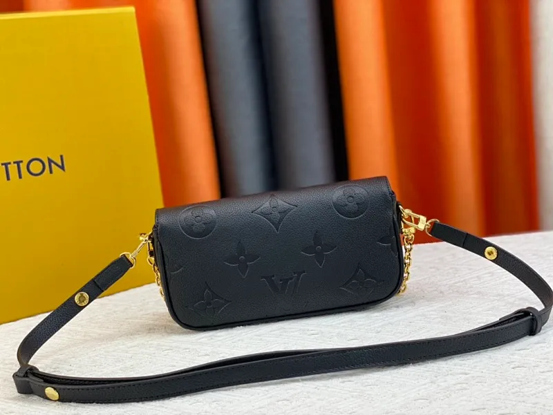 All Categories Official Website "Brand Women's Bags" Women's Bags 💙 LV 2023 New LV Crossbody Bag