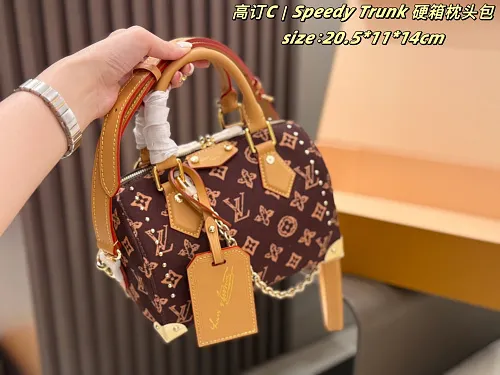 All Categories Official Website "Brand Women's Bags" Women's Bags 💙 LV 2026 New LV Crossbody Bag