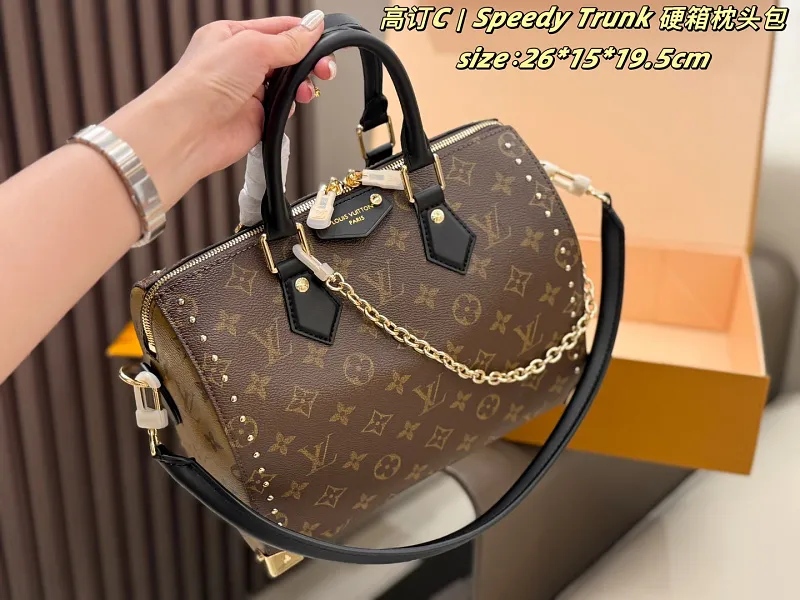 All Categories Official Website "Brand Women's Bags" Women's Bags 💙 LV 2026 New LV Crossbody Bag