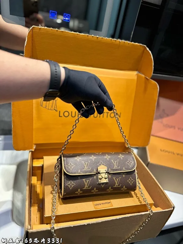All Categories Official Website "Brand Women's Bags" Women's Bags 💙 LV 2025 New LV Crossbody Bag