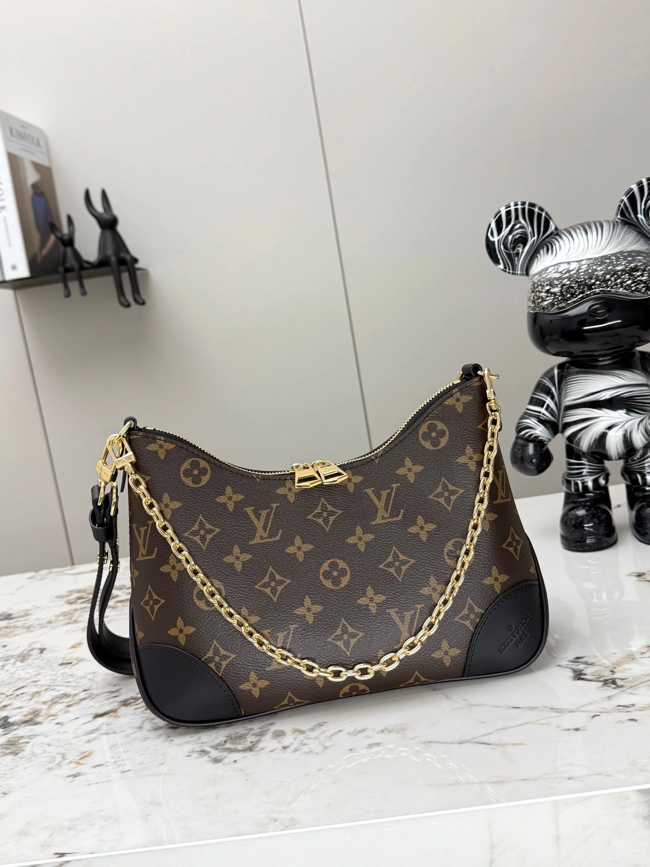 All Categories Official Website "Brand Women's Bags" Women's Bags 💙 LV 2025 New LV Crossbody Bag