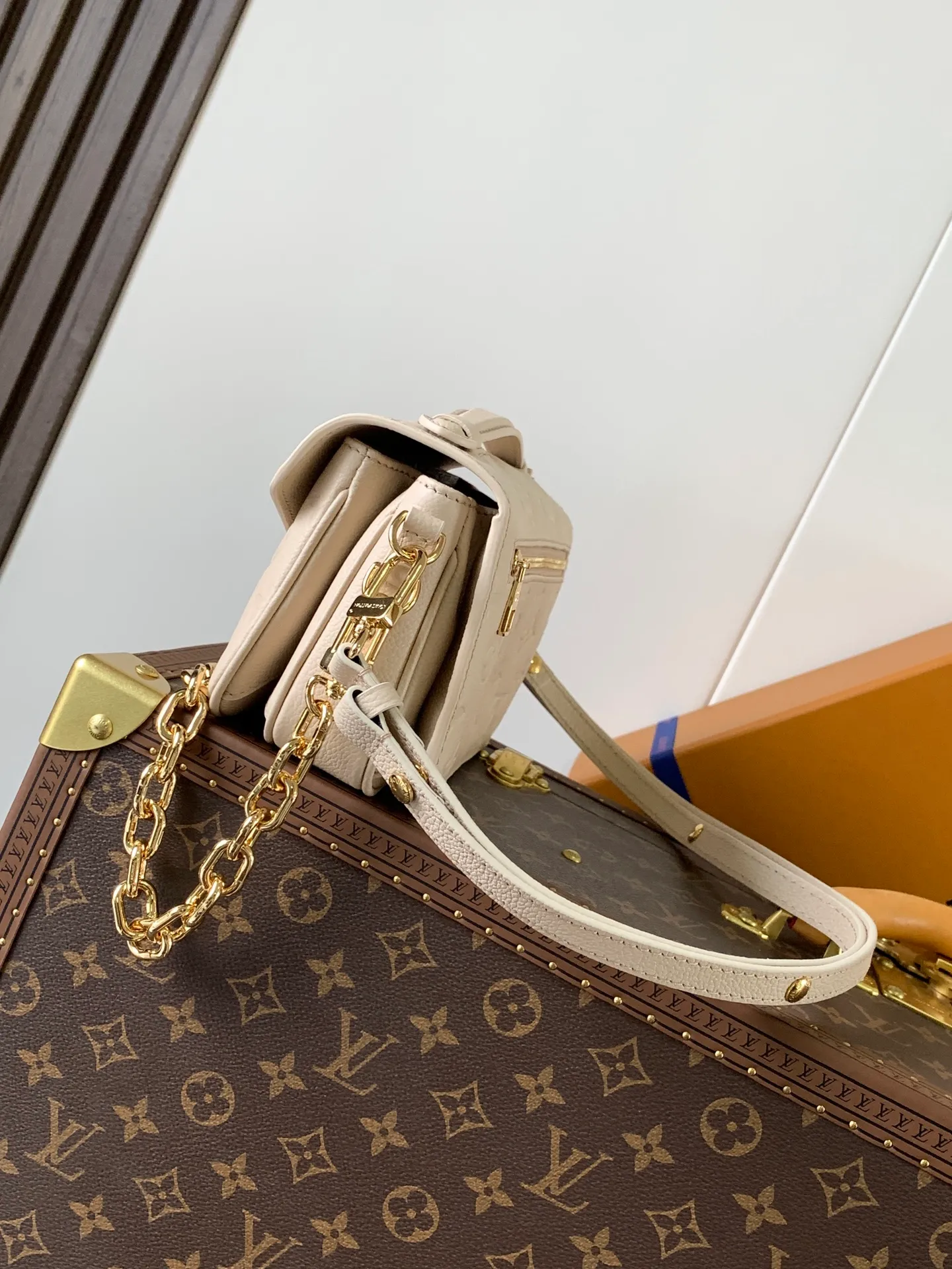 All Categories Official Website "Brand Women's Bags" Women's Bags 💙 LV 2026 New LV Crossbody Bag