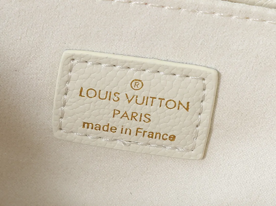 All Categories Official Website "Brand Women's Bags" Women's Bags 💙 LV 2025 New LV Crossbody Bag
