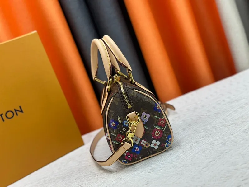 All Categories Official Website "Brand Women's Bags" Women's Bags 💙 LV 2024 New LV Crossbody Bag