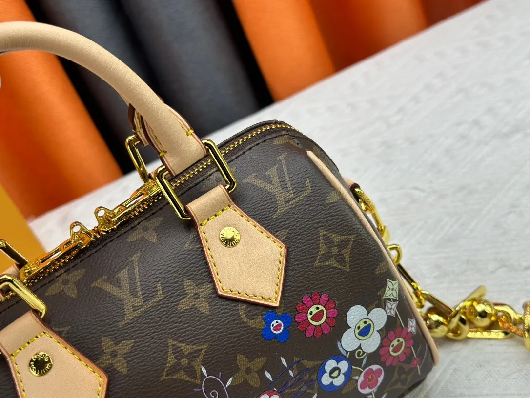 All Categories Official Website "Brand Women's Bags" Women's Bags 💙 LV 2024 New LV Crossbody Bag