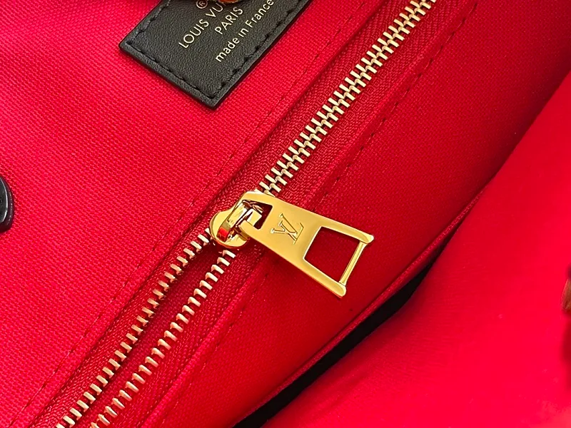 All categories 💚 Authentic bags 💚 LV 2026 new LV top replica hand shoulder bag
