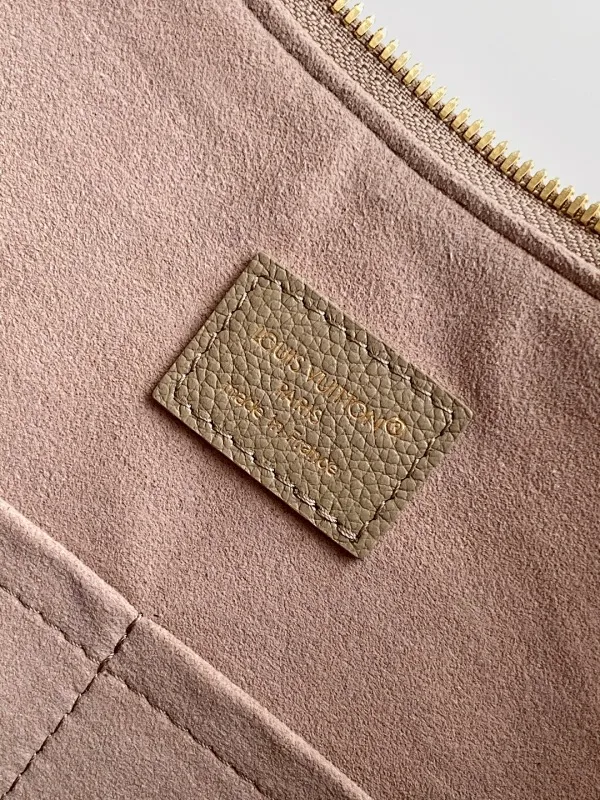 All Categories Official Website "Brand Women's Bags" Women's Bags 💙 LV 2025 New LV Crossbody Bag