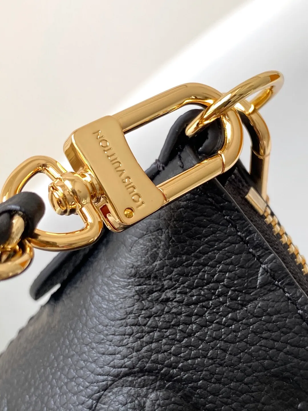 All Categories Official Website "Brand Women's Bags" Women's Bags 💙 LV 2025 New LV Crossbody Bag