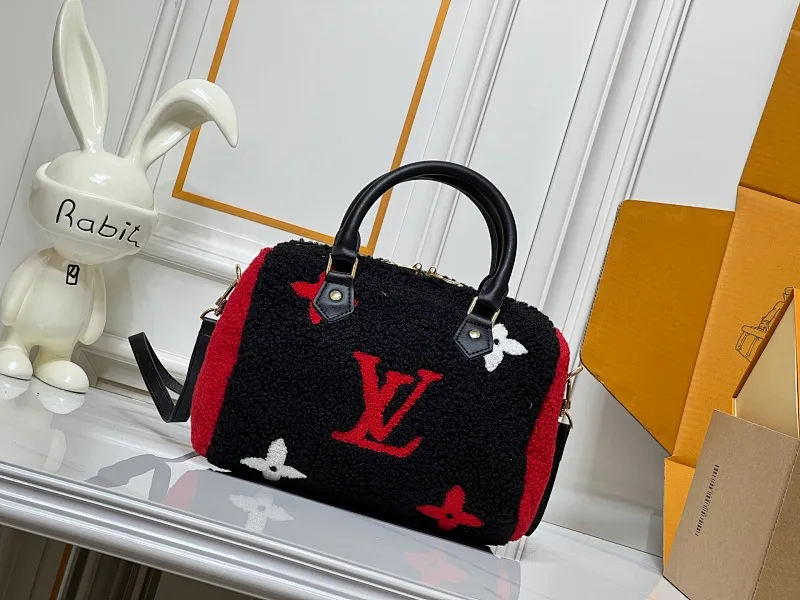 All Categories Official Website "Brand Women's Bags" Women's Bags 💙 LV 2026 New LV Crossbody Bag