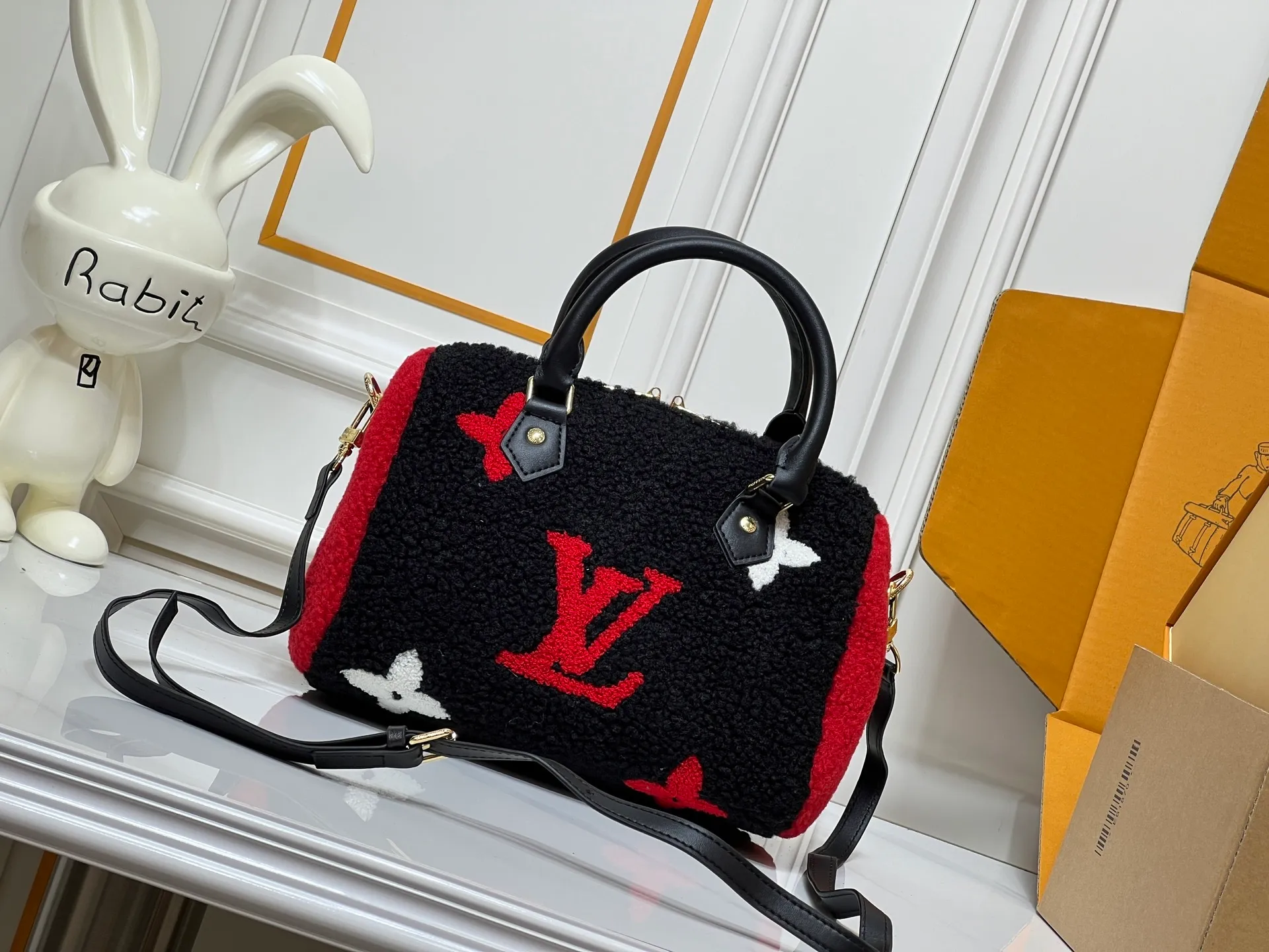 All Categories Official Website "Brand Women's Bags" Women's Bags 💙 LV 2026 New LV Crossbody Bag