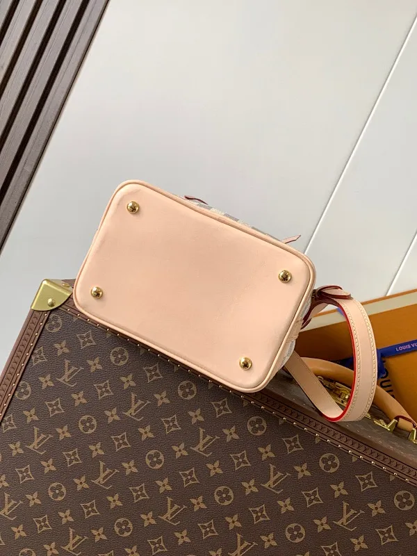 All Categories Official Website "Brand Women's Bags" Women's Bags 💙 LV 2025 New LV Crossbody Bag