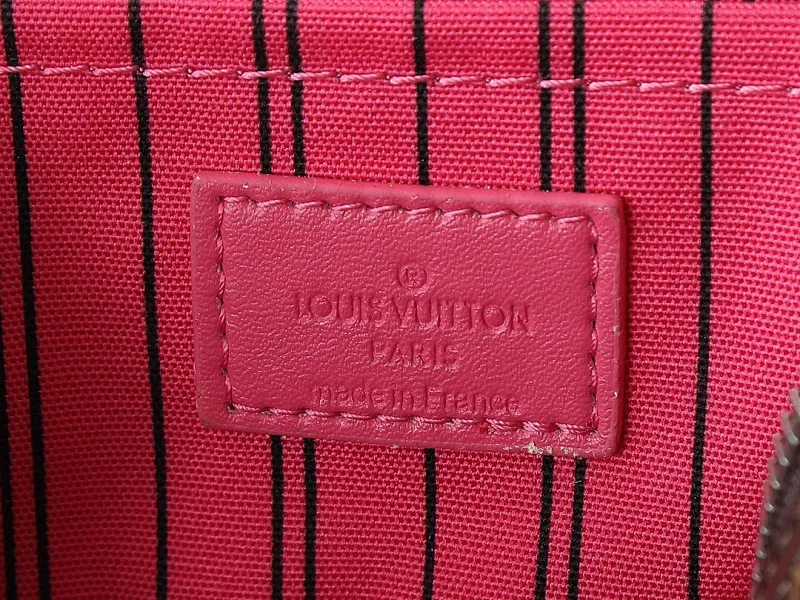 All Categories Official Website "Brand Women's Bags" Women's Bags 💙 LV 2025 New LV Cosmetic Bag