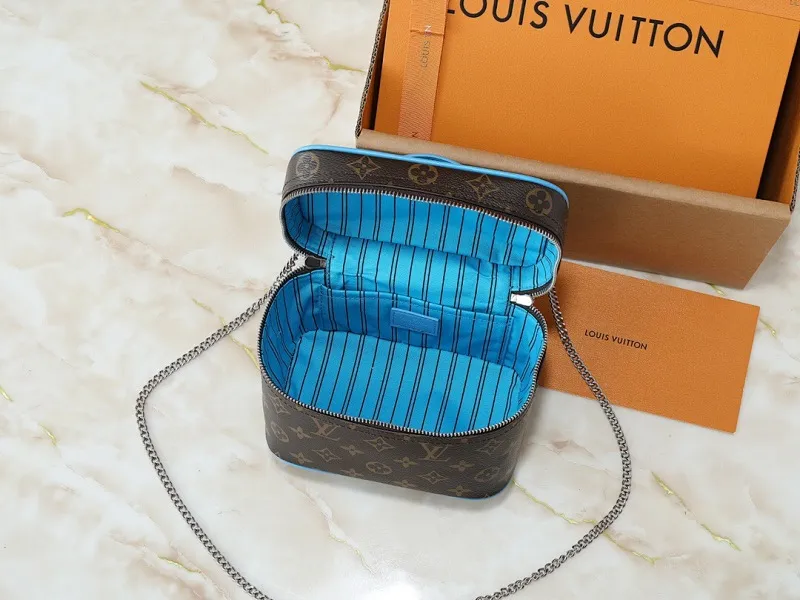 All Categories Official Website "Brand Women's Bags" Women's Bags 💙 LV 2025 New LV Cosmetic Bag