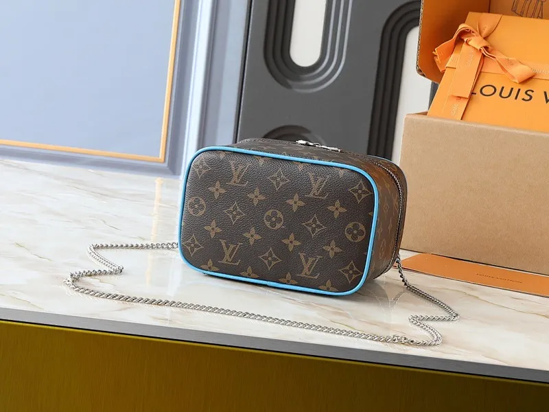 All Categories Official Website "Brand Women's Bags" Women's Bags 💙 LV 2025 New LV Cosmetic Bag