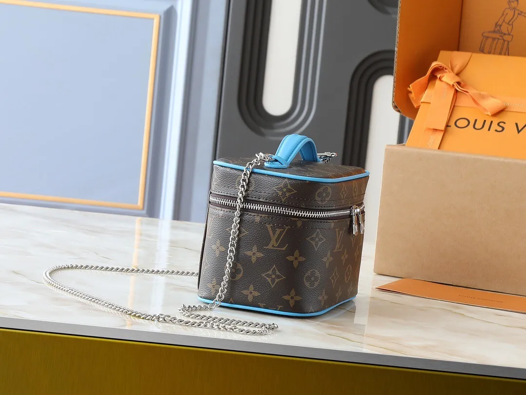 All Categories Official Website "Brand Women's Bags" Women's Bags 💙 LV 2025 New LV Cosmetic Bag