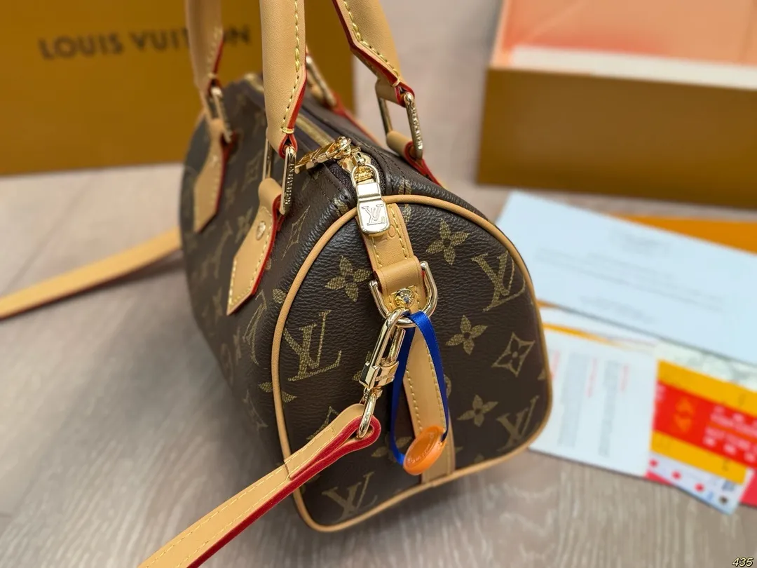 All Categories Official Website "Brand Women's Bags" Women's Bags 💙 LV 2025 New LV Crossbody Bag