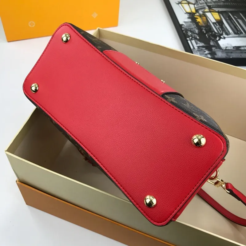All Categories Official Website "Brand Women's Bags" Women's Bags 💙 LV 2022 Official New LV Presbyopia and Leather Crossbody Bag Wholesale 58002100 High Quality Size: 30-23-13CM
