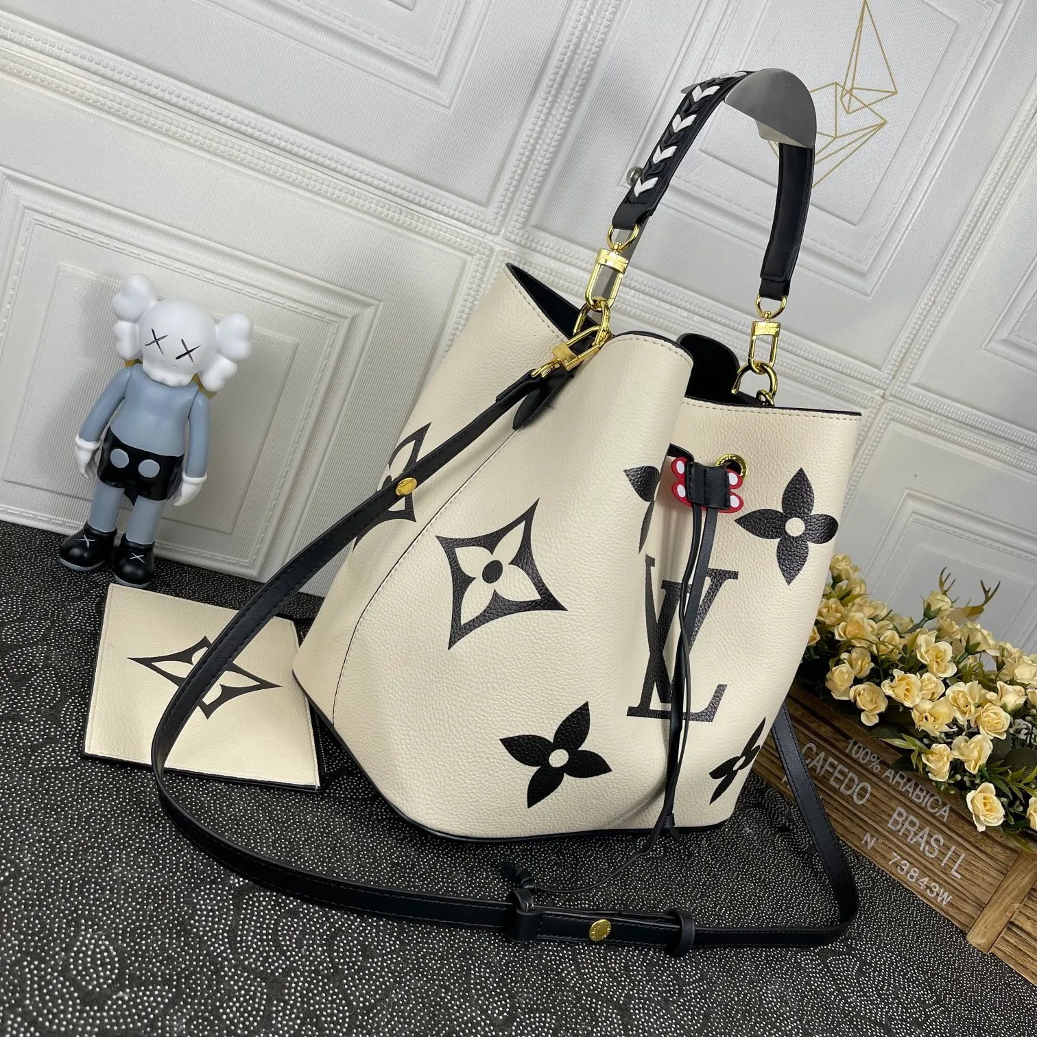 All Categories Official Website "Brand Women's Bags" Women's Bags 💙 LV 2024 New LV Crossbody Bag