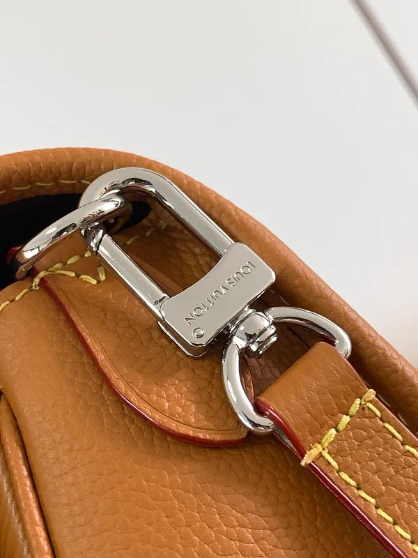 All Categories Official Website "Brand Women's Bags" Women's Bags 💙 LV 2026 New LV Crossbody Bag