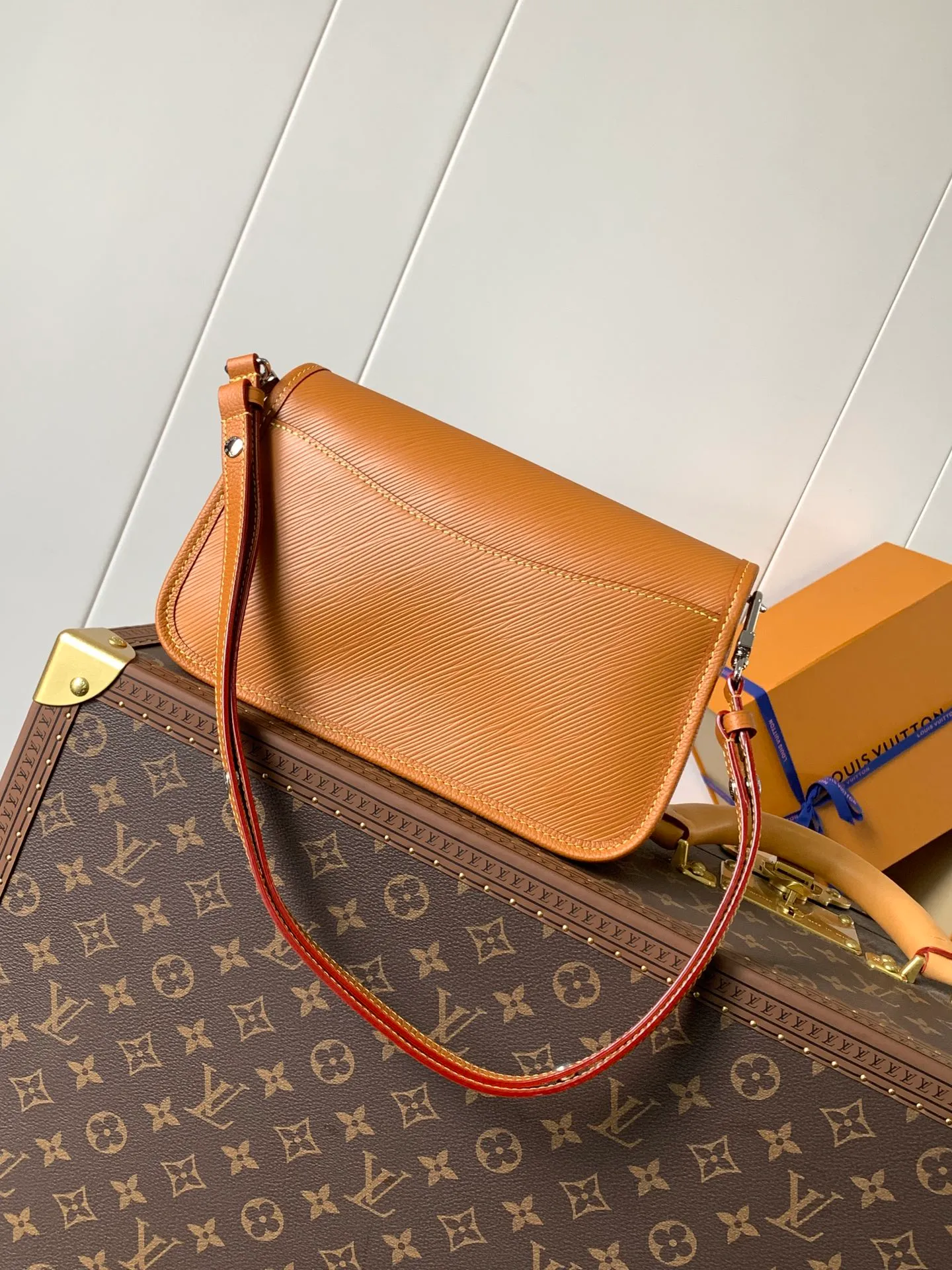All Categories Official Website "Brand Women's Bags" Women's Bags 💙 LV 2026 New LV Crossbody Bag