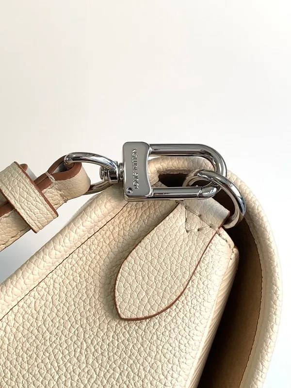 All Categories Official Website "Brand Women's Bags" Women's Bags 💙 LV 2026 New LV Crossbody Bag