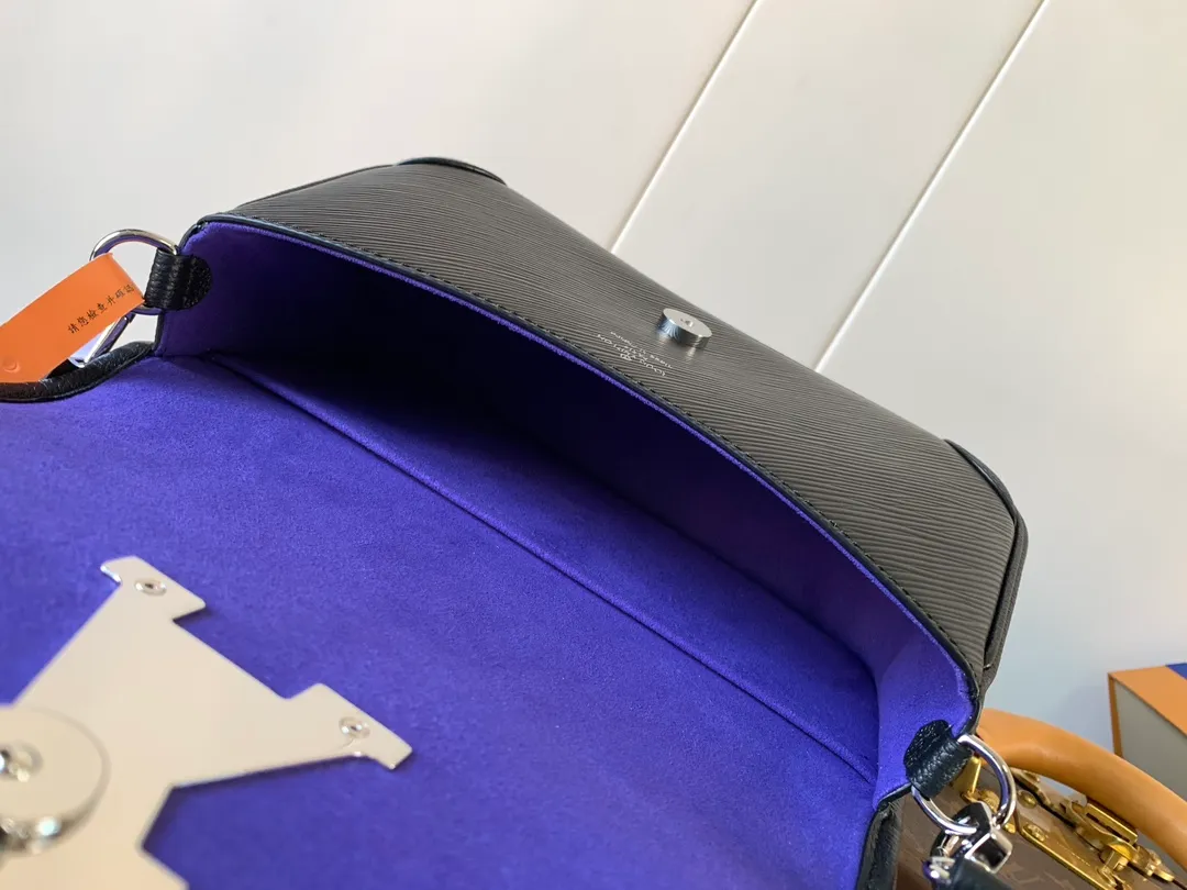 All Categories Official Website "Brand Women's Bags" Women's Bags 💙 LV 2026 New LV Crossbody Bag