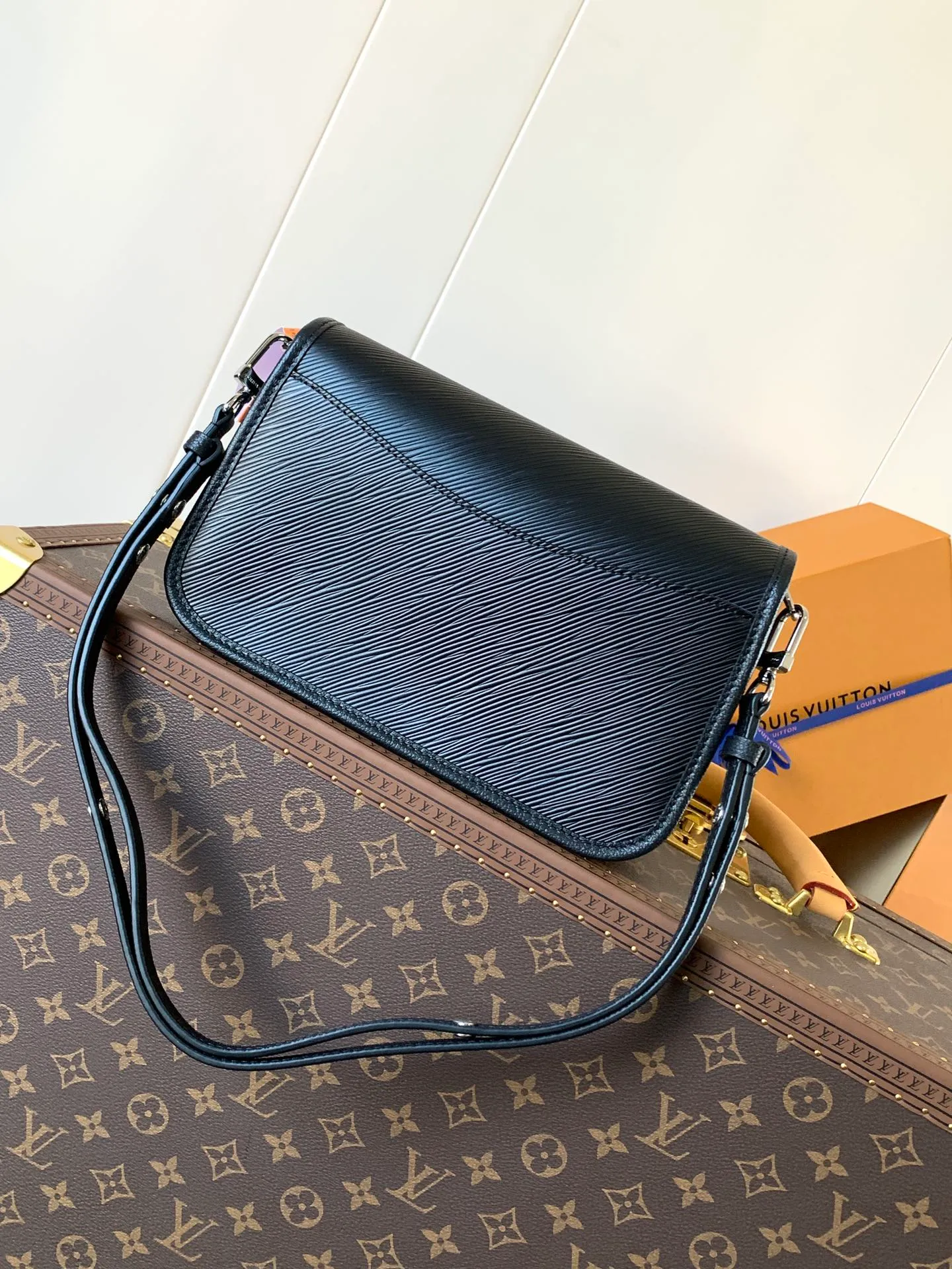 All Categories Official Website "Brand Women's Bags" Women's Bags 💙 LV 2026 New LV Crossbody Bag