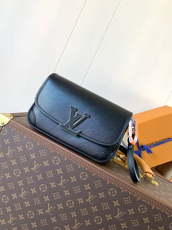 All Categories Official Website "Brand Women's Bags" Women's Bags 💙 LV 2026 New LV Crossbody Bag