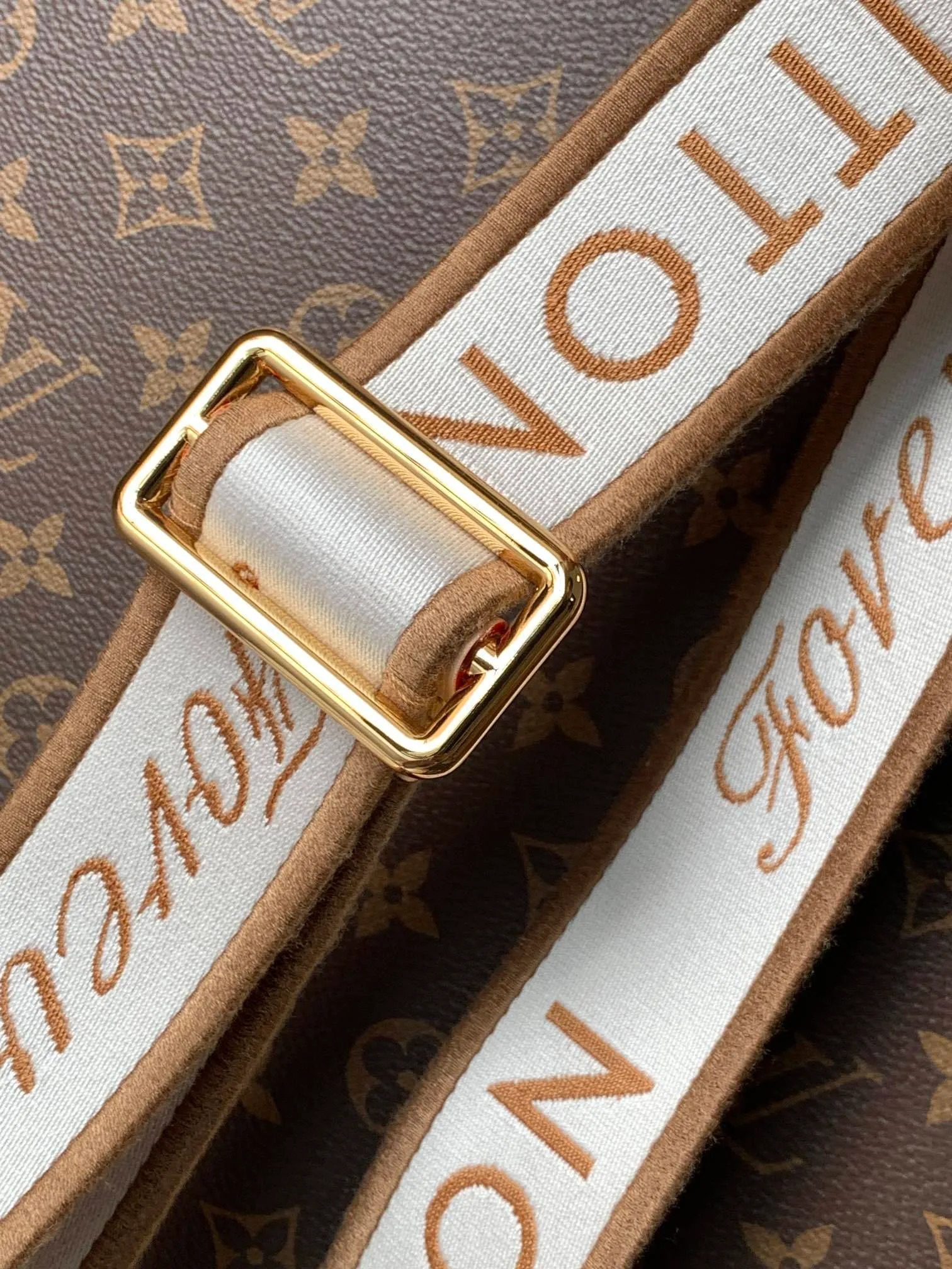 All Categories Official Website "Brand Women's Bags" Women's Bags 💙 LV 2025 New LV Crossbody Bag