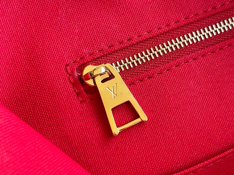 All categories 💚 Authentic bags 💚 LV 2026 new LV top replica hand shoulder bag