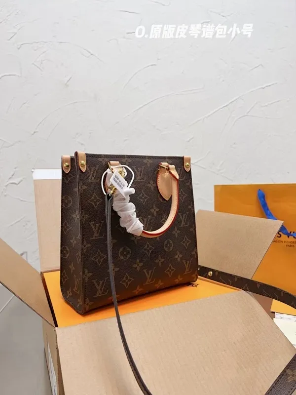 All categories Official website "Brand Women's Bags" Women's Bags 💙 LV fine imitation LV, high imitation LV bags, LV crossbody bags, 2023 official latest version LV presbyopia handbags, LV bag factory, recommended bags, size: 21-23CM