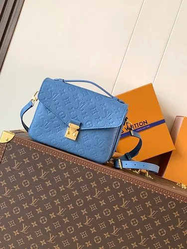 All Categories Official Website "Brand Women's Bags" Women's Bags 💙 LV 2026 Official Website New LV Crossbody Bag