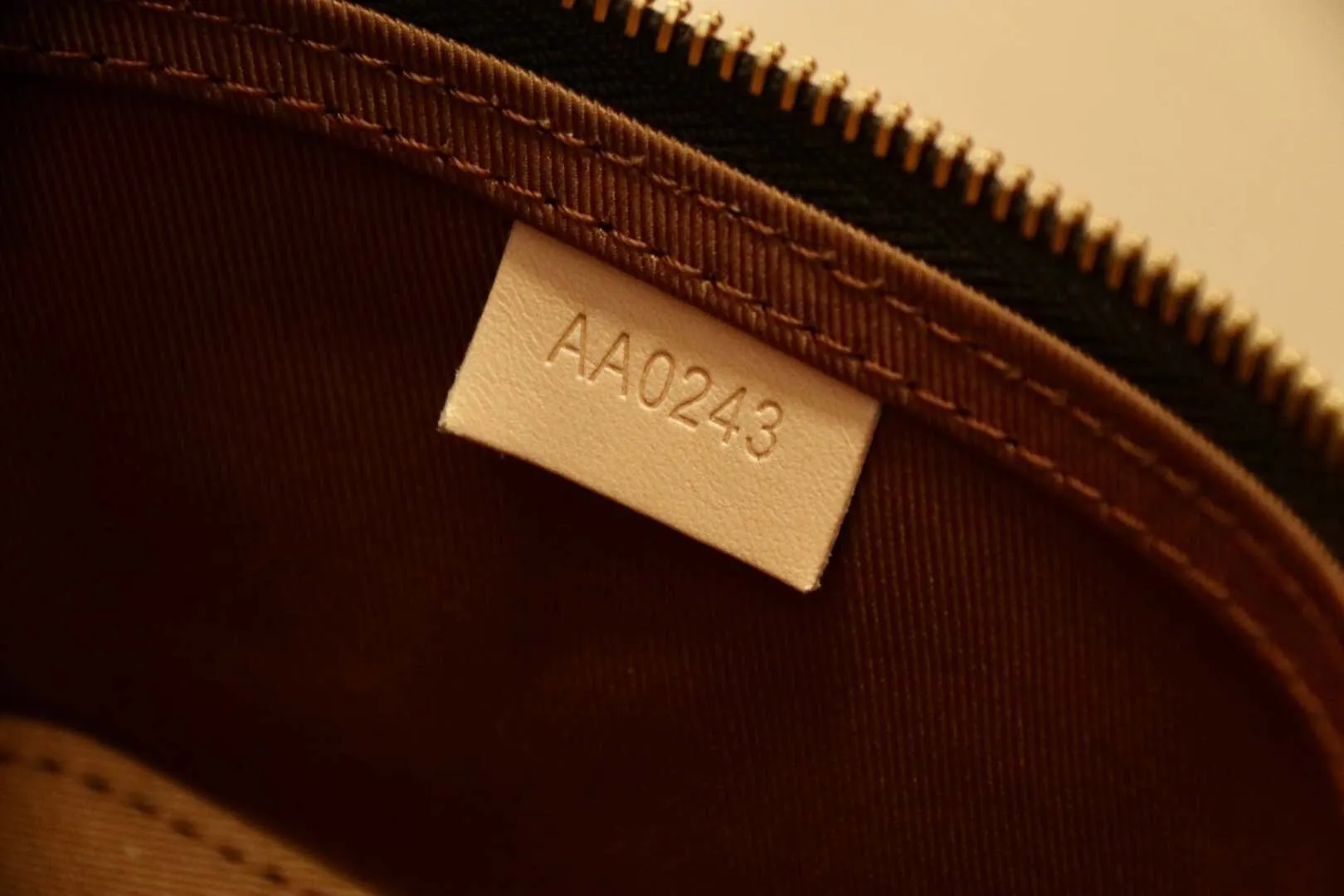 All Categories Official Website "Brand Women's Bags" Women's Bags 💙 LV 2025 New LV Storage Bag