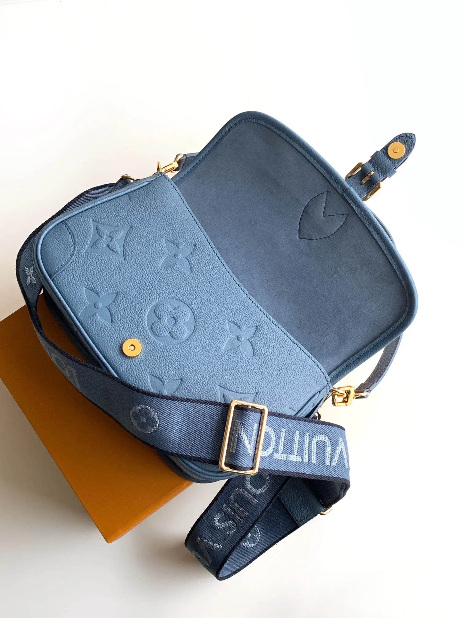 All Categories Official Website "Brand Women's Bags" Women's Bags 💙 LV 2026 Official Website New LV Armpit Bags