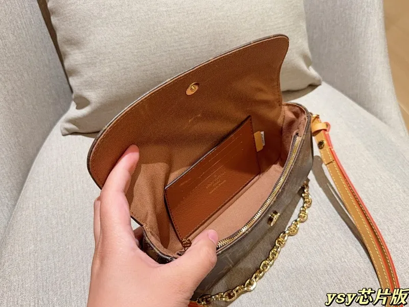 All categories Official website "Brand Women's Bags" Women's Bags 💙 LV 2025 new LV armpit bag