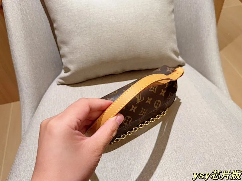 All categories Official website "Brand Women's Bags" Women's Bags 💙 LV 2025 new LV armpit bag