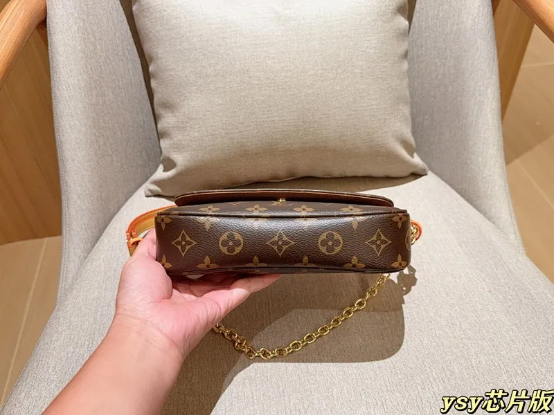 All categories Official website "Brand Women's Bags" Women's Bags 💙 LV 2025 new LV armpit bag