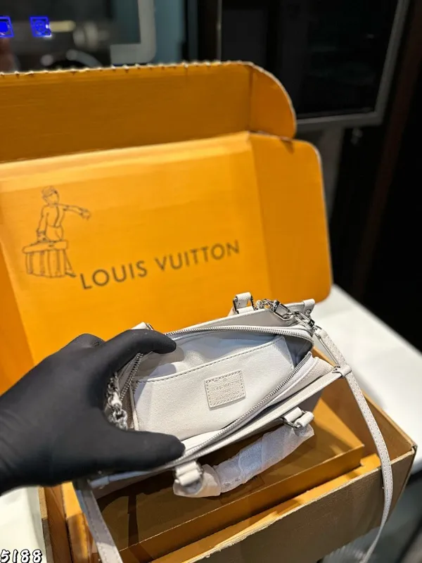All Categories Official Website "Brand Women's Bags" Women's Bags 💙 LV 2025 New LV Crossbody Bag