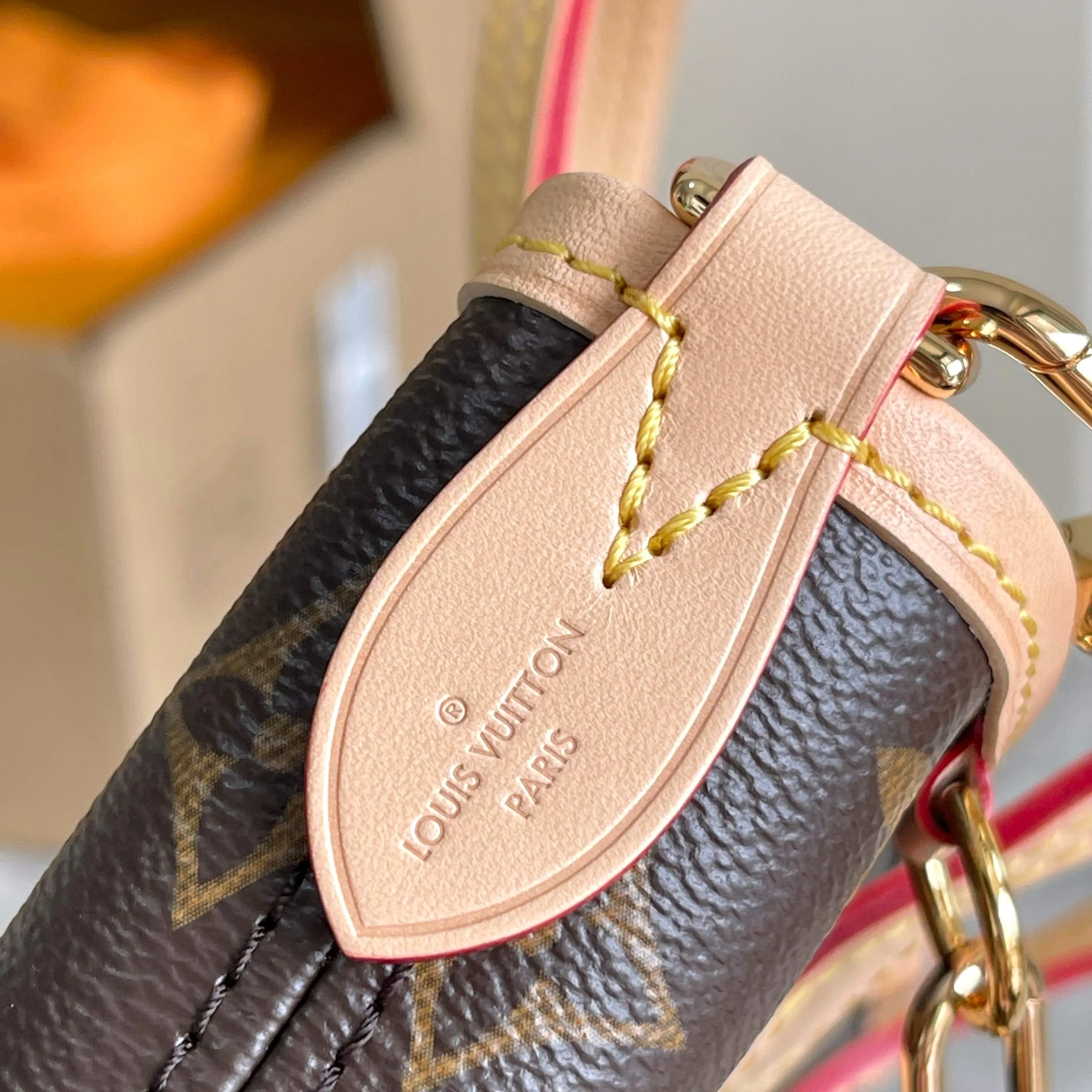All Categories Official Website "Brand Women's Bags" Women's Bags 💙 LV LV 2026 New Crossbody Shoulder Bag