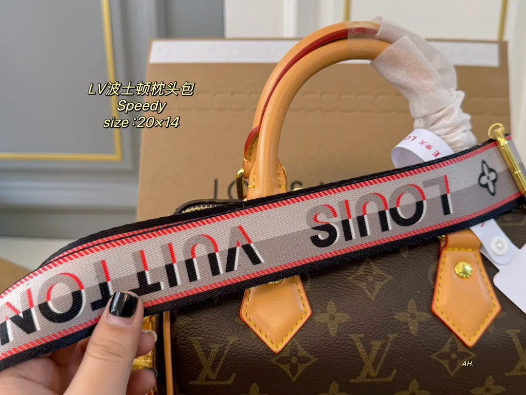 All Categories Official Website "Brand Women's Bags" Women's Bags 💙 LV 2024 Official Website New LV Crossbody Bags