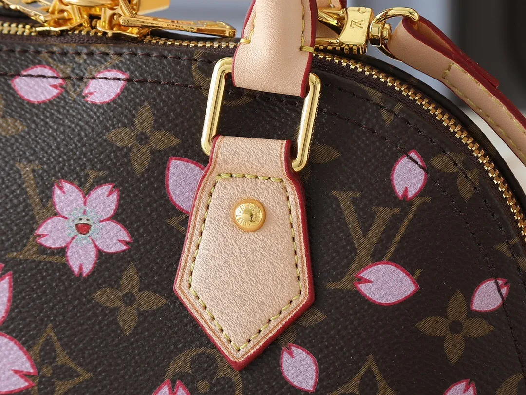 All Categories Official Website "Brand Women's Bags" Women's Bags 💙 LV 2025 New LV Crossbody Bag