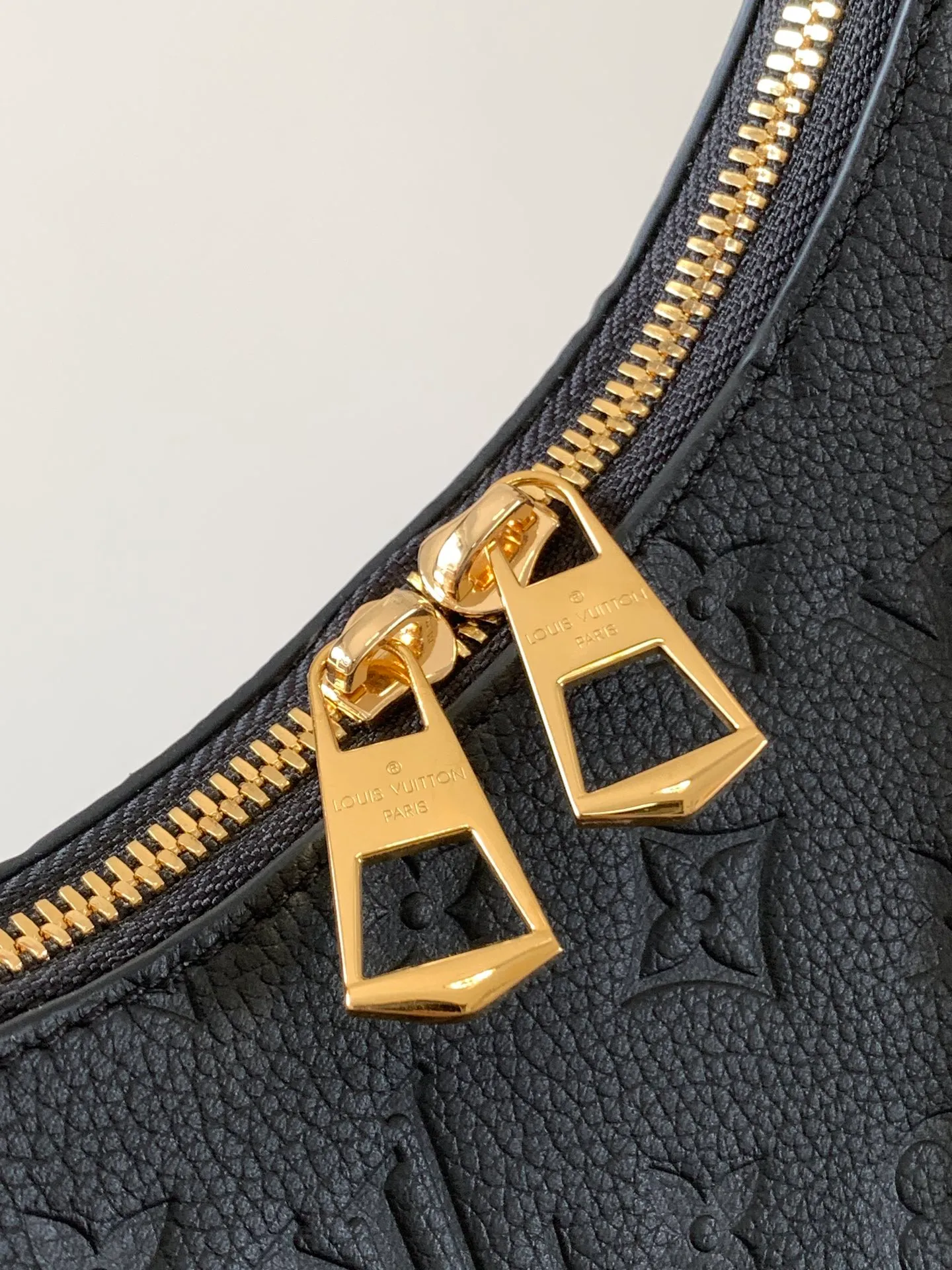 All Categories Official Website "Brand Women's Bags" Women's Bags 💙 LV 2026 New LV Crossbody Bag