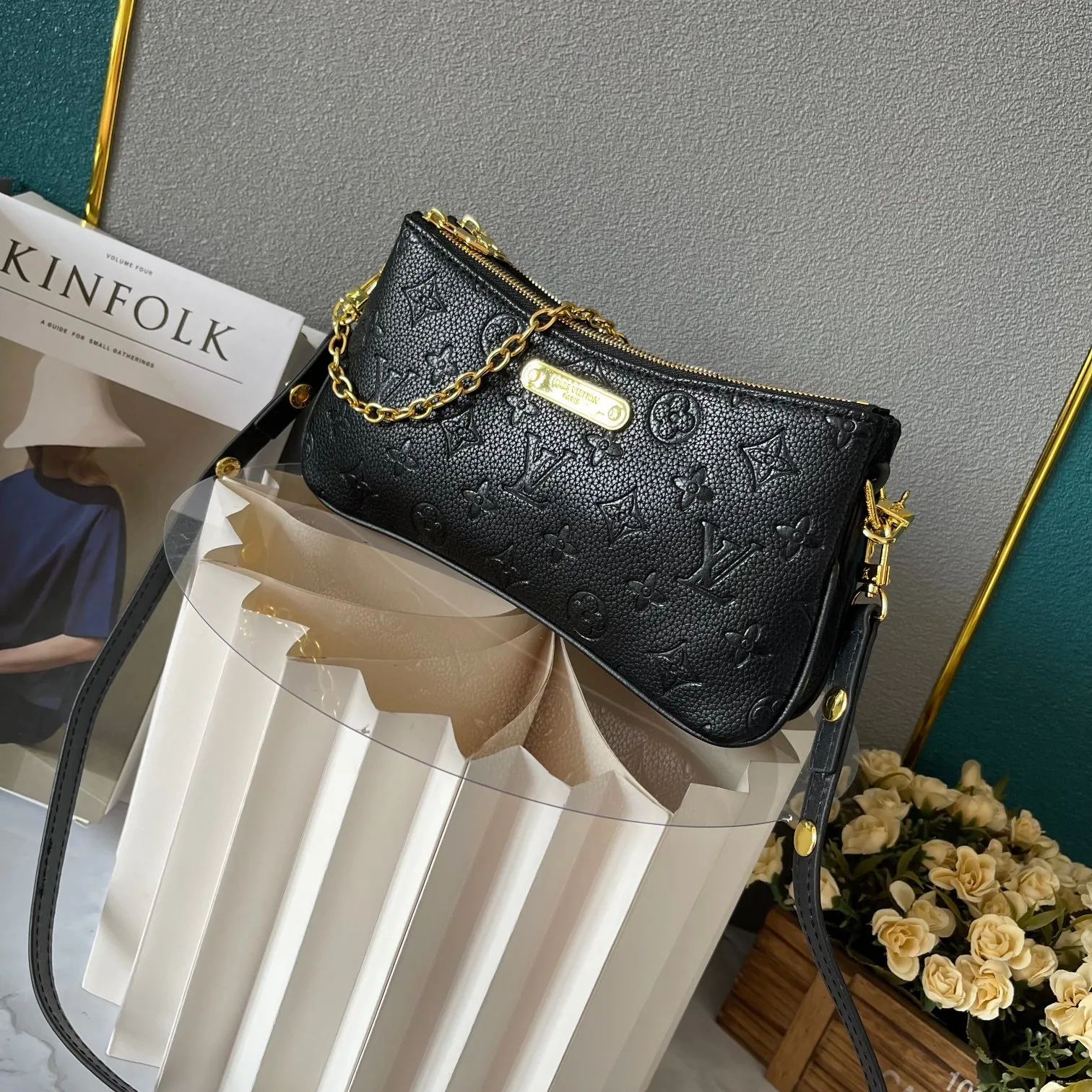 All Categories Official Website "Brand Women's Bags" Women's Bags 💙 LV 2024 New LV Crossbody Bag