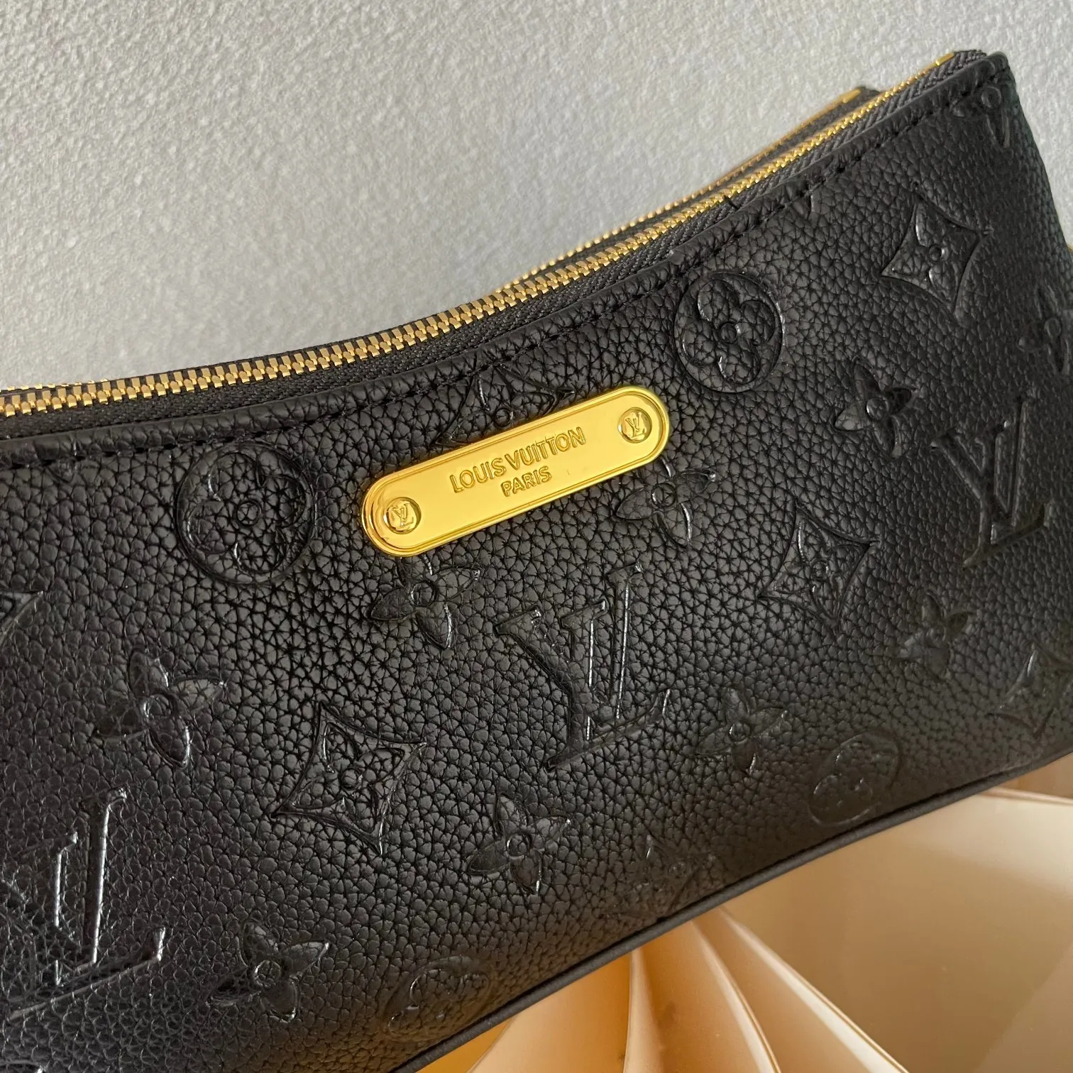 All Categories Official Website "Brand Women's Bags" Women's Bags 💙 LV 2024 New LV Crossbody Bag