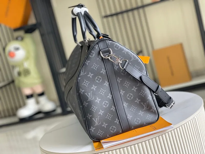 All Categories 💚 Authentic Grade Bags 💚 LV 2026 New LV Travel Bag