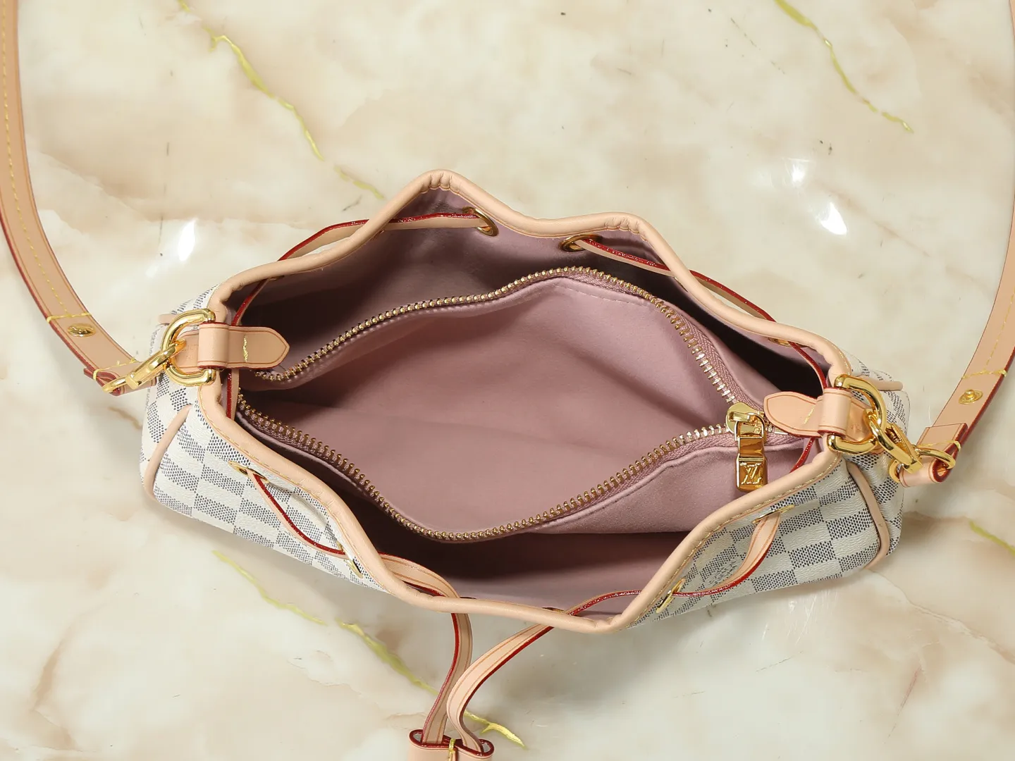 All Categories Official Website "Brand Women's Bags" Women's Bags 💙 LV LV 2026 New Crossbody Shoulder Bag