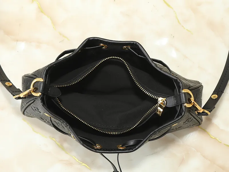 All Categories Official Website "Brand Women's Bags" Women's Bags 💙 LV LV 2026 New Crossbody Shoulder Bag