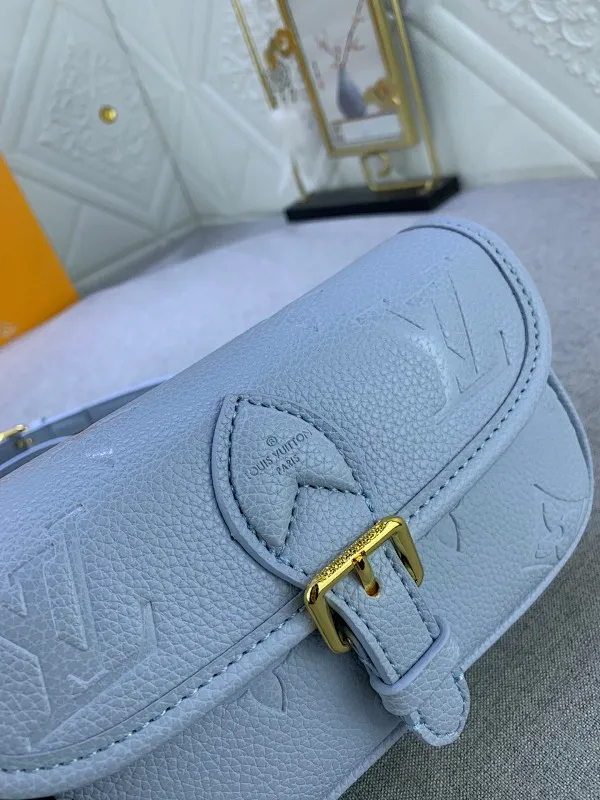 All Categories Official Website "Brand Women's Bags" Women's Bags 💙 LV 2024 New LV Crossbody Bag