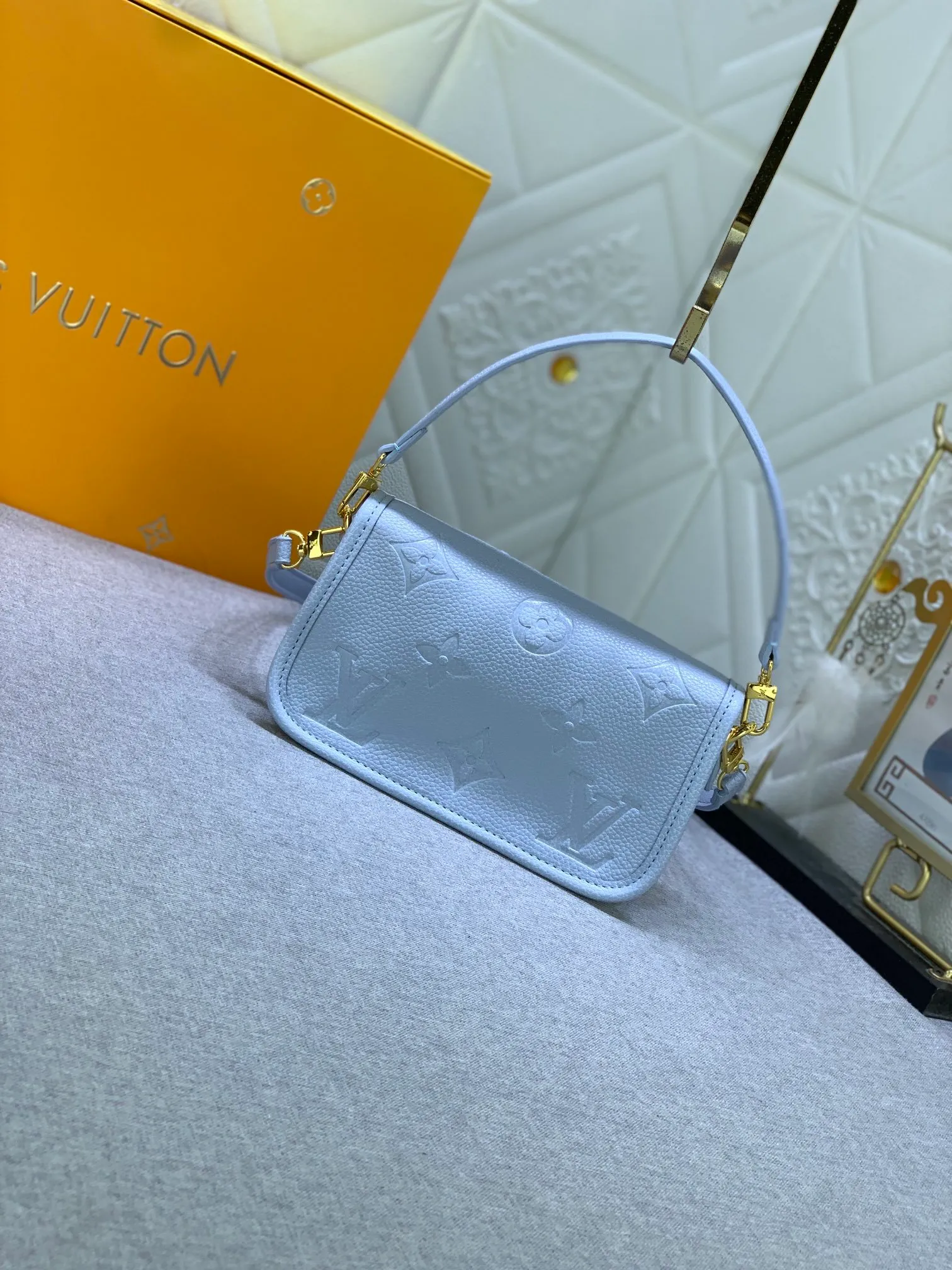 All Categories Official Website "Brand Women's Bags" Women's Bags 💙 LV 2024 New LV Crossbody Bag
