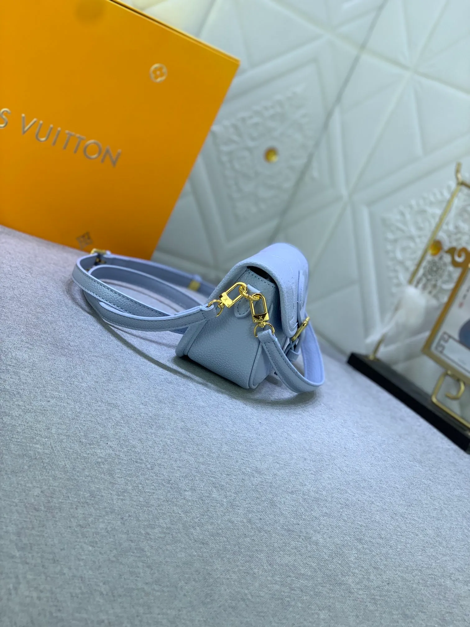 All Categories Official Website "Brand Women's Bags" Women's Bags 💙 LV 2024 New LV Crossbody Bag